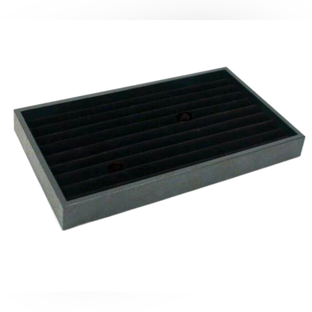 HILDIE & JO Black Velvet Ring Display black tray size 4" NWT - Picture 2 of 5